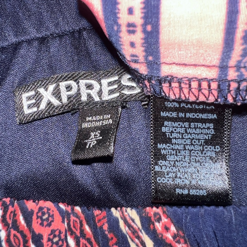 Coral And Navy Express Strapless Patterned Dress - image 3